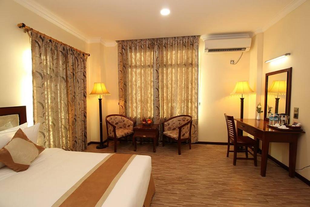 Victoria Palace Hotel Мандалей Екстериор снимка